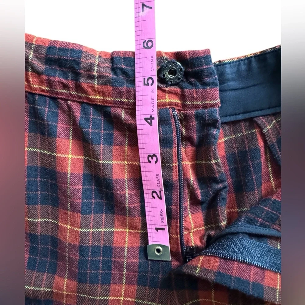 Pants - Picture 5 of 11